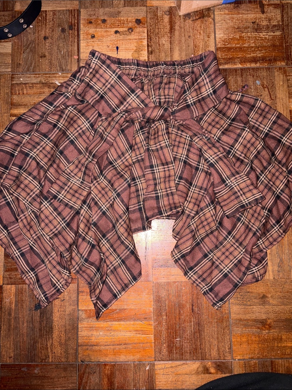 Shibuya 109 Plaid Flowy Women’s Skirt in Brown
